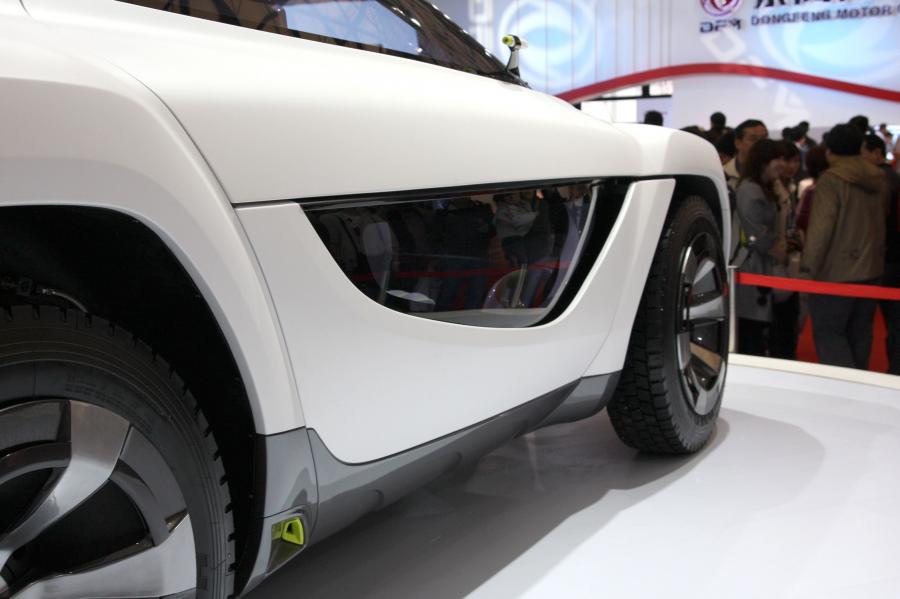  ChangAn E301 Concept 2009 года  (фото 33 из 69)